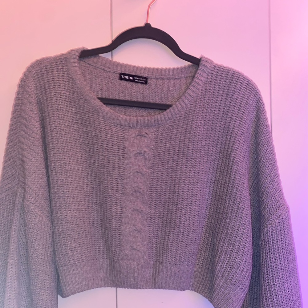 Gray Knitted Cropped Sweater